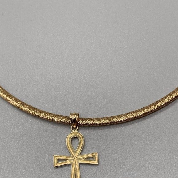 14k gold mesh necklace and Egyptian Cross - Picture 2 of 11
